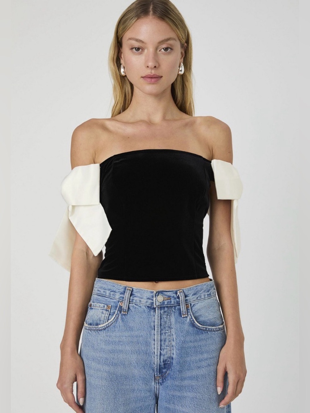 FRENCH CONNECTION Women's Carey Velvet Bow-Sleeve Top SIZE: XS